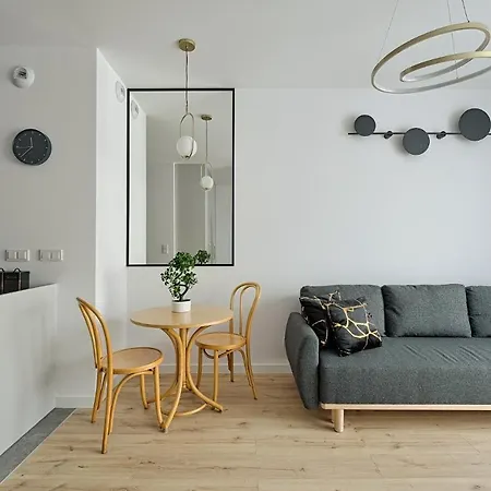 Апартаменты Optykow 3a Cozy Studio Promenada *